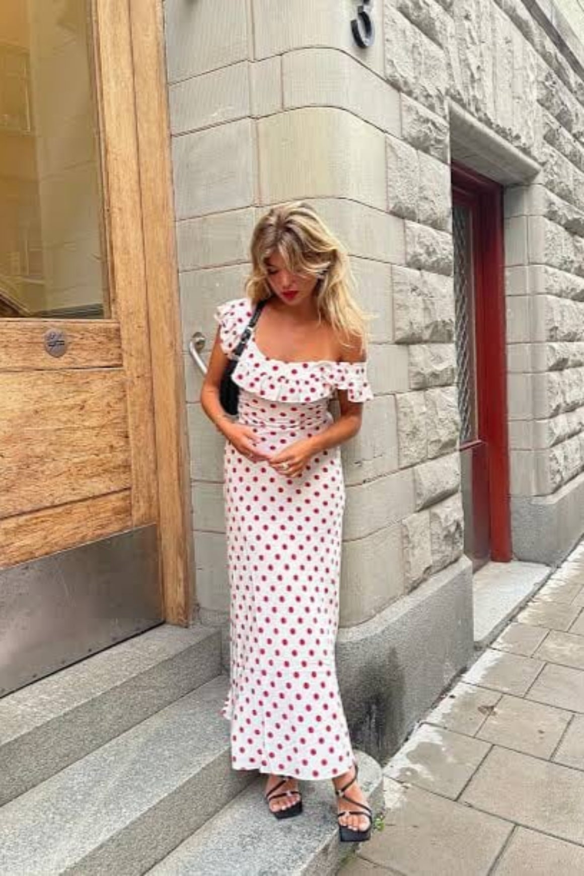 The Claudia Clothing Realisation Pa 