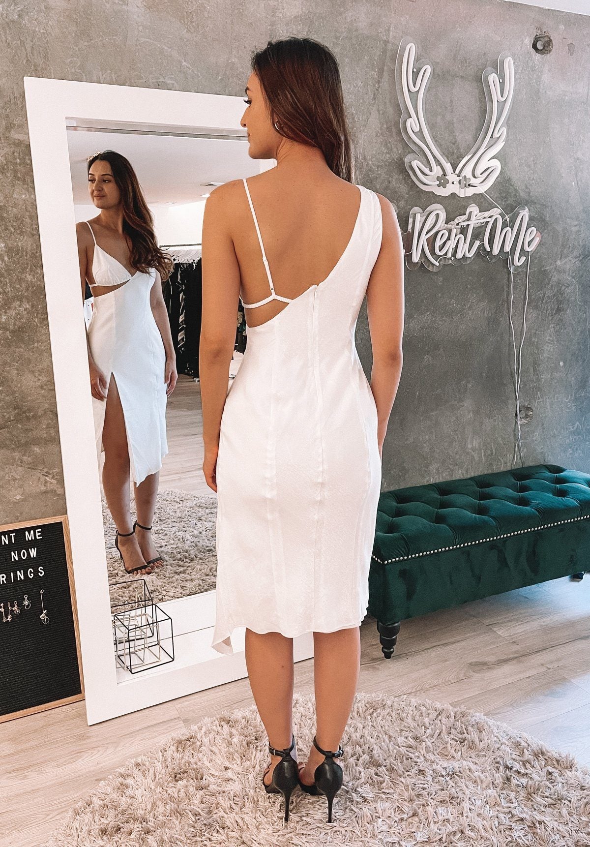 Orisis Dress Clothing San Sloane 